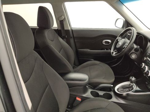 Used 2019 Kia Soul FWD image 21