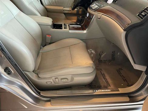 Used 2008 INFINITI M35 x w/ Technology Pkg image 12