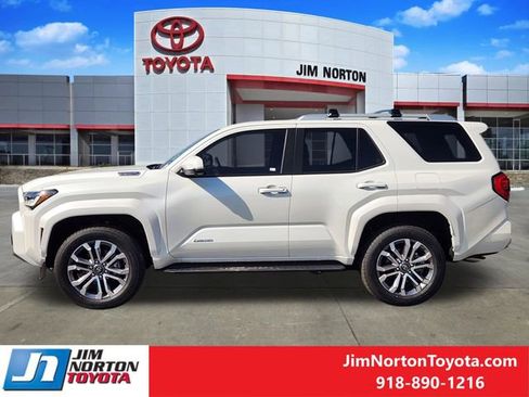Used 2026 Toyota 4Runner Limited AWD/4WD image 5