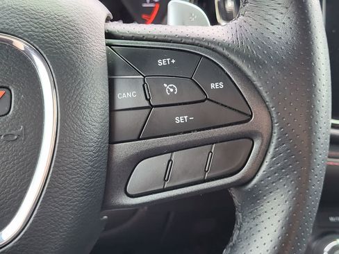 Used 2022 Dodge Durango R/T w/ Blacktop Package AWD/4WD image 19