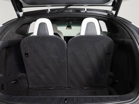 Used 2020 Tesla Model X Long Range image 22