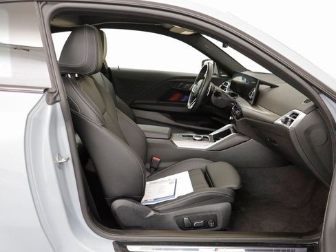 Certified 2025 BMW 230i xDrive Coupe w/ M Sport Package image 18