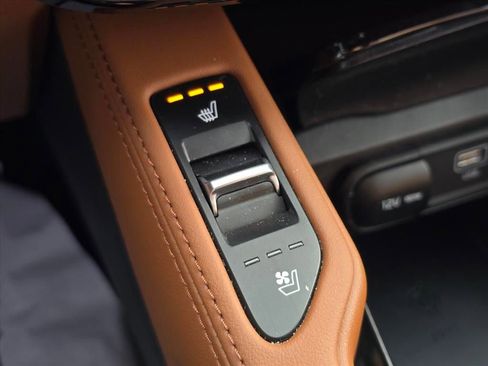 Used 2024 Kia Telluride SX Prestige X-Pro image 17