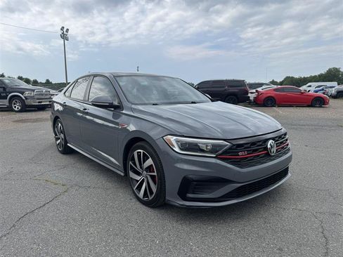 Used 2019 Volkswagen Jetta GLI Autobahn FWD image 3
