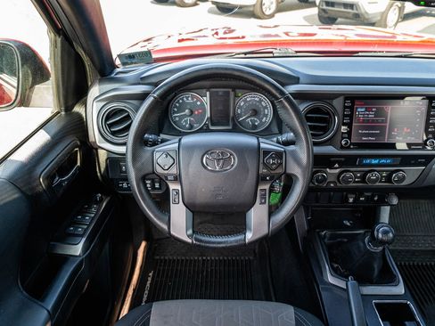 Used 2021 Toyota Tacoma TRD Off-Road AWD/4WD image 24