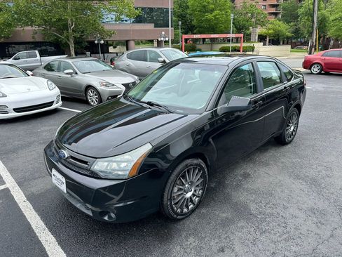 Used 2011 Ford Focus SES w/ 401A Rapid Spec Order Code FWD image 4