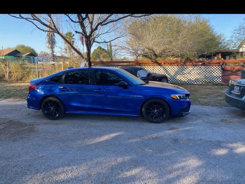 Used 2022 Honda Civic Sport image 1