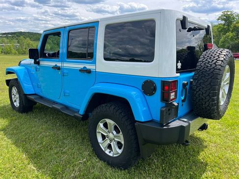 Used 2017 Jeep Wrangler Unlimited Sahara w/ Quick Order Package 24E Chief AWD/4WD image 5