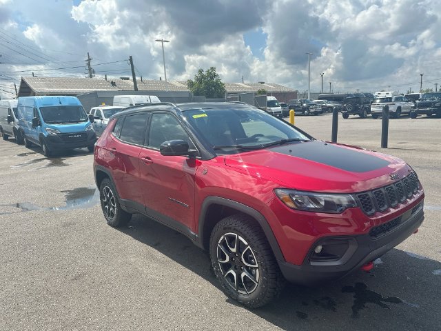 New 2026 Jeep Compass Trailhawk AWD/4WD image 12