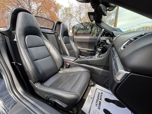 Used 2016 Porsche Boxster Black Edition image 16