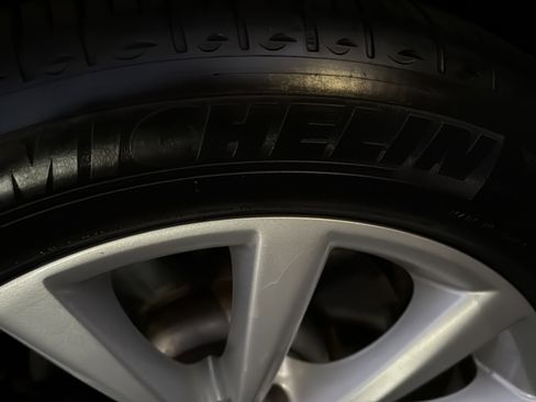 Used 2016 BMW 740i image 40