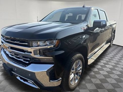 Used 2021 Chevrolet Silverado 1500 LTZ w/ LTZ Premium Package AWD/4WD image 5