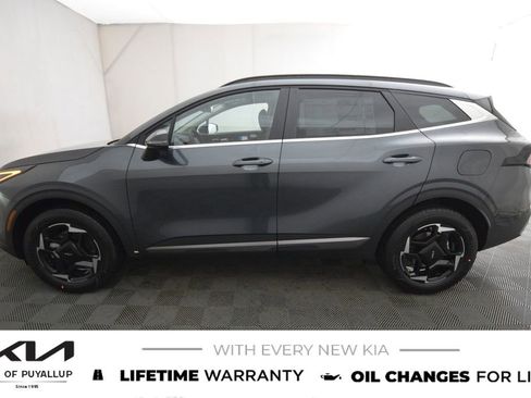 New 2026 Kia Sportage EX image 8