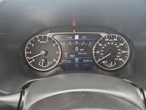 Used 2024 Nissan Altima 2.5 SV w/ SV Premium Package image 22