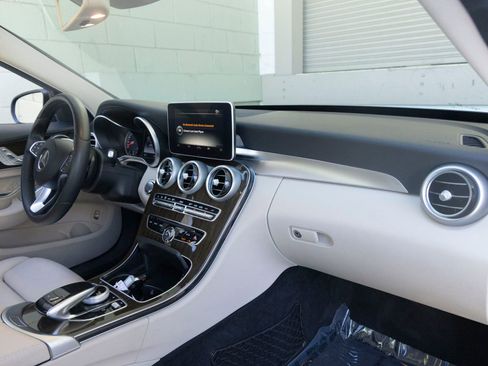 Used 2016 Mercedes-Benz C 300 Sedan image 28