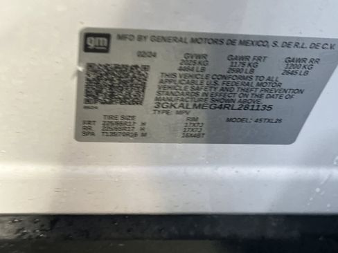 Used 2024 GMC Terrain SLE image 29