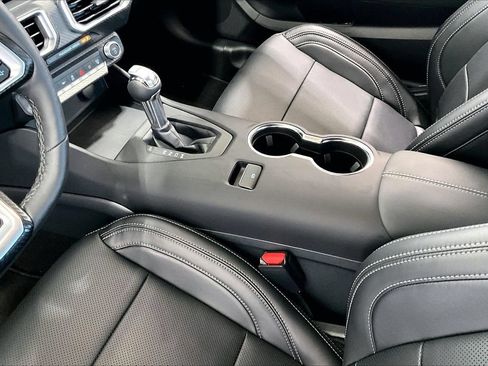 Used 2025 Ford Mustang GT Premium RWD image 17