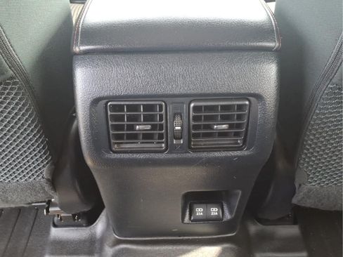 Used 2022 Toyota 4Runner TRD Off-Road AWD/4WD image 27