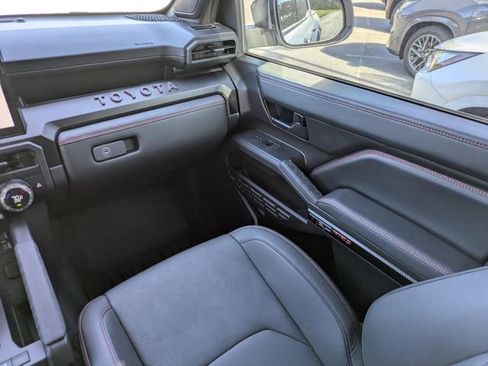 Used 2025 Toyota Tacoma TRD Pro AWD/4WD image 15
