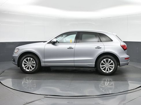 Used 2016 Audi Q5 2.0T Premium Plus w/ Technology Package AWD/4WD image 4
