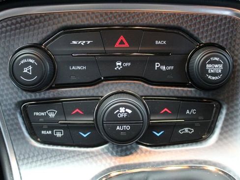 Used 2016 Dodge Challenger SRT Hellcat image 13