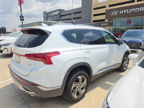 Certified 2022 Hyundai Santa Fe SEL AWD/4WD image 5