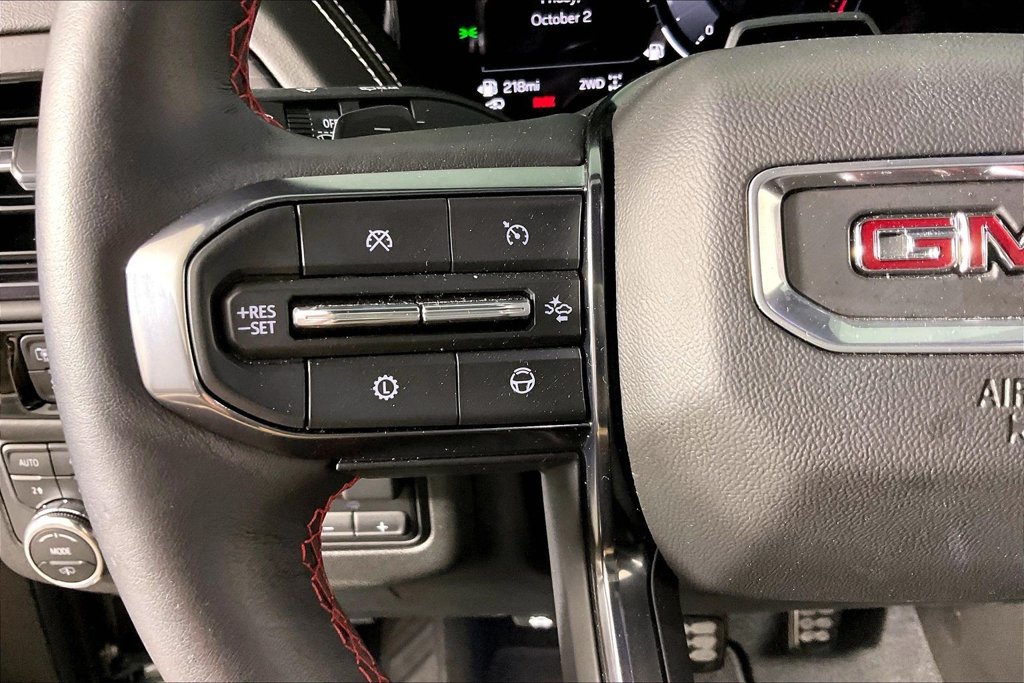 Used 2025 GMC Yukon AT4 Ultimate w/ LPO, Floor Liner Package AWD/4WD image 10