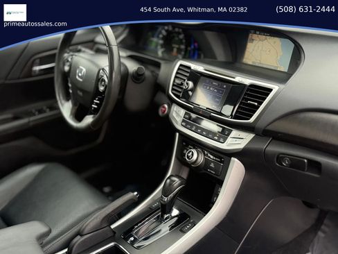 Used 2014 Honda Accord Touring image 32