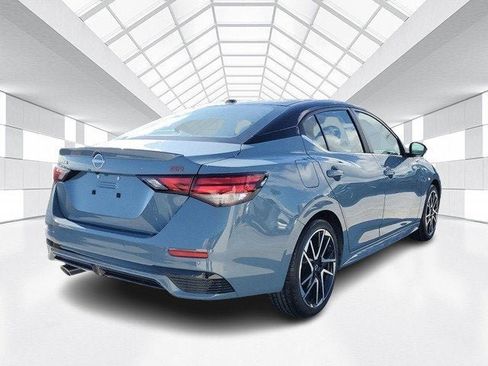 New 2025 Nissan Sentra SR w/ SR Premium Package image 4