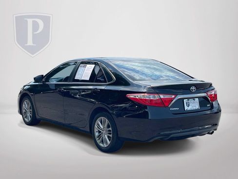 Used 2016 Toyota Camry SE FWD image 6