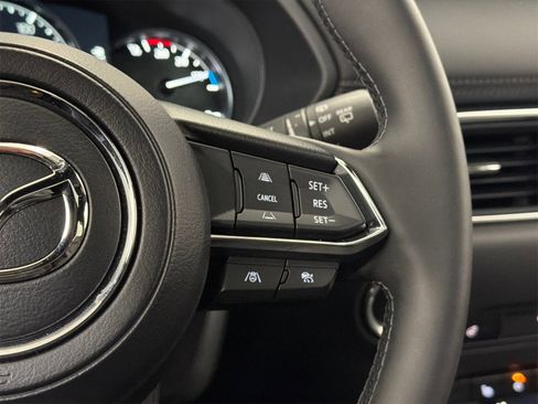 Used 2025 MAZDA CX-5 Signature image 23