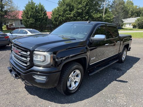 Used 2016 GMC Sierra 1500 SLE w/ All-Terrain Package AWD/4WD image 3