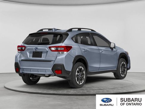 Used 2022 Subaru Crosstrek 2.0i Premium w/ Moonroof Package AWD/4WD image 2
