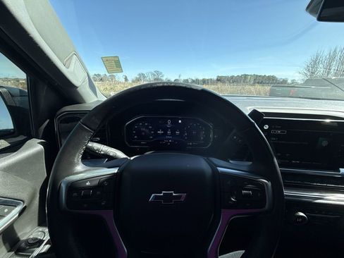 Certified 2022 Chevrolet Silverado 1500 RST image 17