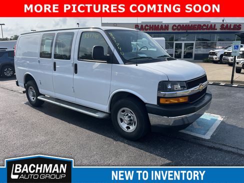Used 2024 Chevrolet Express 2500 w/ Driver Convenience Package RWD image 1