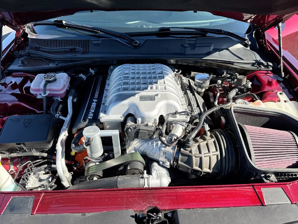 Used 2019 Dodge Challenger SRT Hellcat RWD image 24