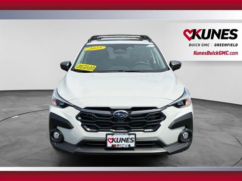 Used 2025 Subaru Crosstrek 2.5i Premium AWD/4WD image 4