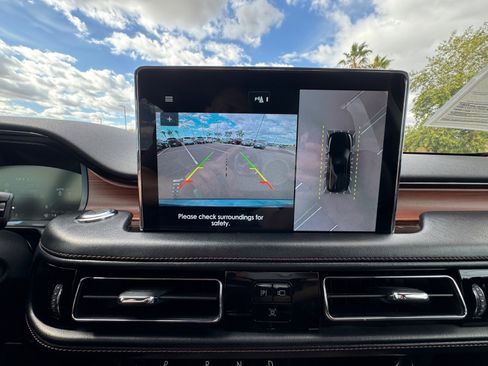 Used 2020 Lincoln Aviator Reserve w/ Equipment Group 202A image 29