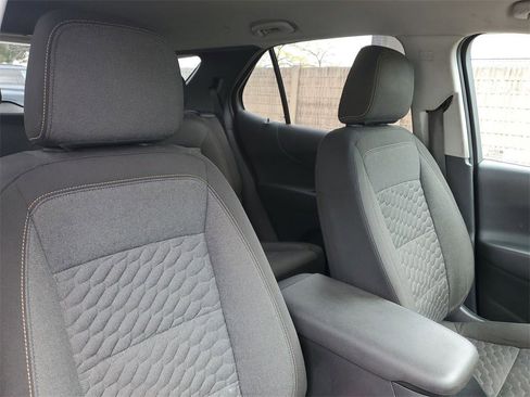 Used 2018 Chevrolet Equinox LT image 85