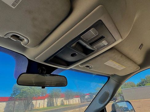 Used 2018 RAM 2500 Tradesman w/ Chrome Appearance Group AWD/4WD image 16