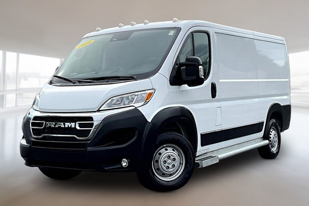 Used 2025 RAM ProMaster 2500 w/ U-Haul Equipment Group FWD image 3