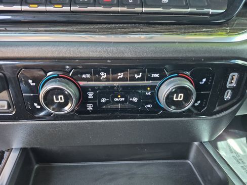 Used 2023 Chevrolet Silverado 1500 RST w/ Redline Edition AWD/4WD image 33