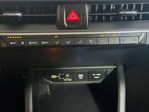 Used 2025 Kia K4 LXS image 24