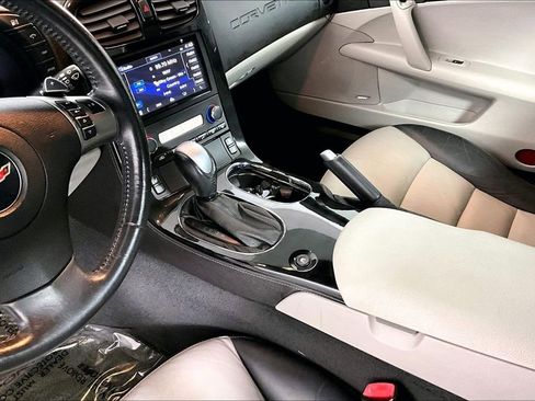 Used 2010 Chevrolet Corvette Grand Sport w/ Preferred Equipment Group image 15