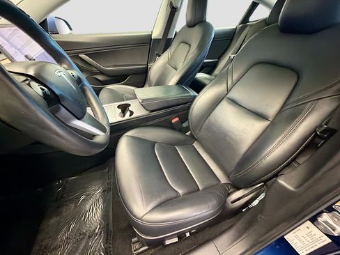 Used 2021 Tesla Model 3 Long Range image 11