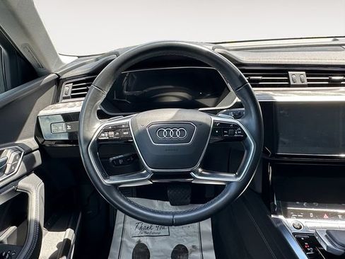 Used 2023 Audi e-tron Premium Plus w/ Premium Plus Package AWD/4WD image 14