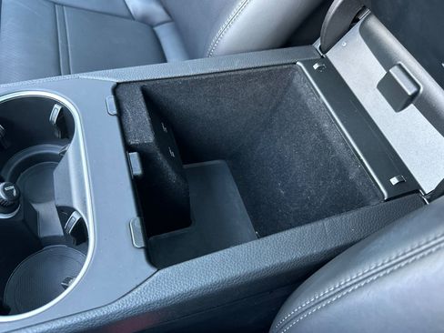 Used 2021 Porsche Cayenne Coupe image 27