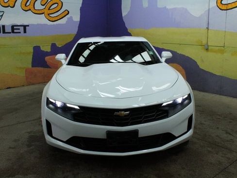 Used 2023 Chevrolet Camaro LT image 3