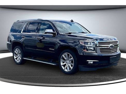 Used 2017 Chevrolet Tahoe Premier AWD/4WD image 13