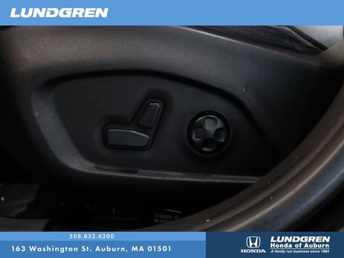 Used 2016 Jeep Renegade Limited image 8